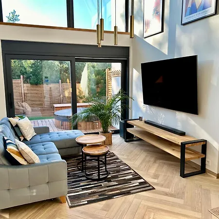 House Dobrego Вилла Веле