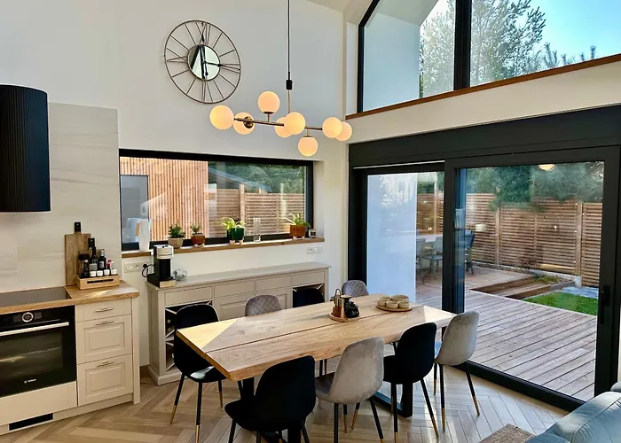 House Dobrego וילה